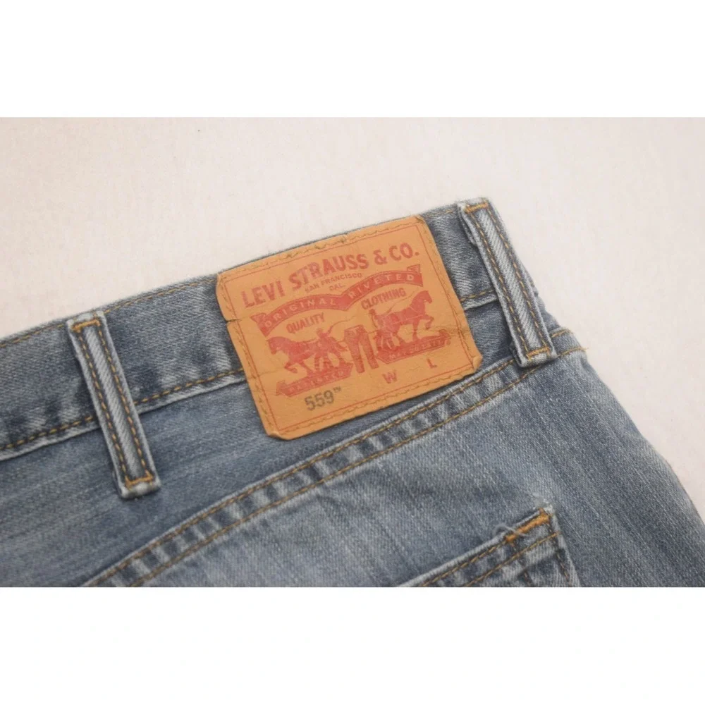 Levi's 559 Relaxed Fit Straight Leg Denim Blue Jeans Mens Size 44‎ x 30